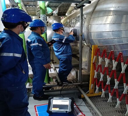 Rilevamento di spessore parete tubo metallico HEF-17B tramite correnti parassite pulsate