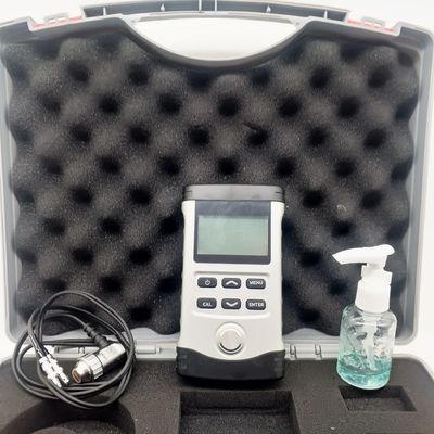 Misuratore di spessore a ultrasuoni TG-3400, ampio intervallo 0,65-500 mm