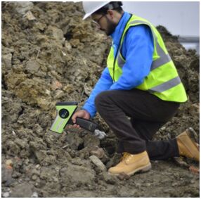 HXRF-145AT spettrometro di fluorescenza a raggi X portatile per analisi di leghe e metalli preziosi