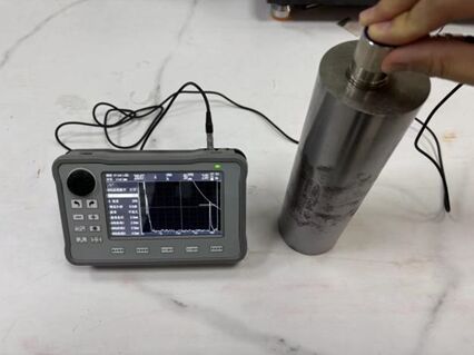 Detettore di difetti metallici ad ultrasuoni ultra-piccoli FD-500mini con funzione DAC/AVG per NDT industriale