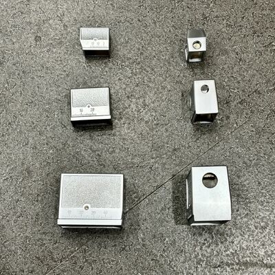 Alloggiamento per sonda ultrasonica industriale con varie dimensioni di fori per cristalli