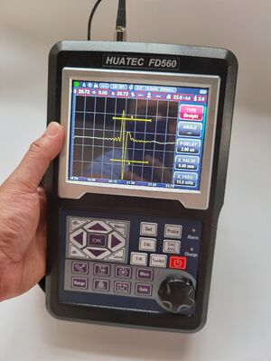 Detettore di difetti ad ultrasuoni portatile FD560