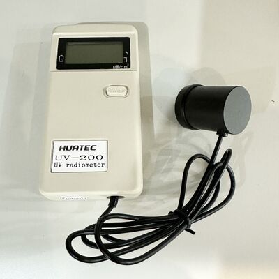 UV-200 Compatto Radiometro UV Sonde a lunghezza d'onda multipla Low Stray Light 9V Battery Powered UV Lamp Irradiance Measuring Instrument